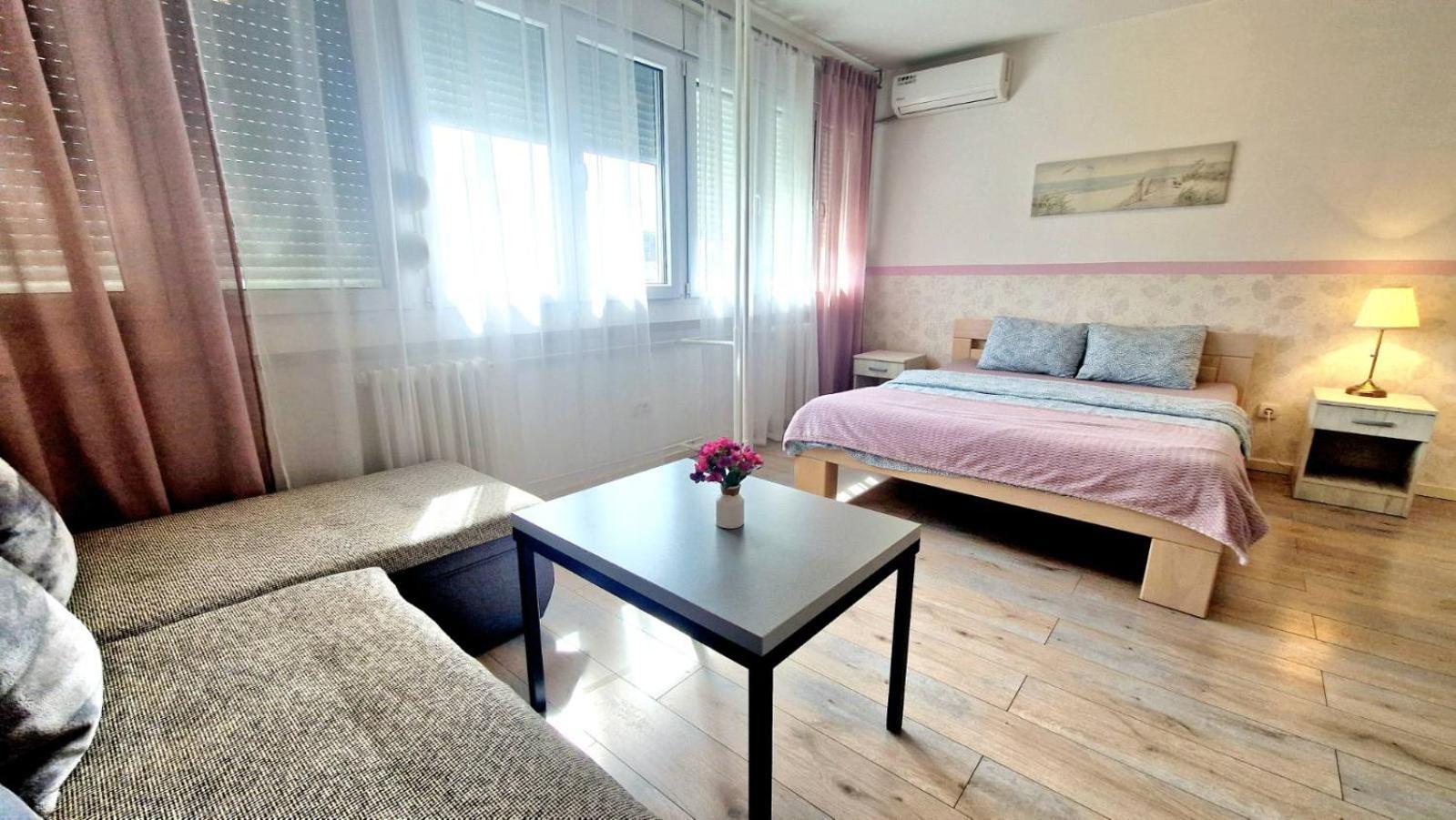 Apartmani Paku Belgrado Exterior foto